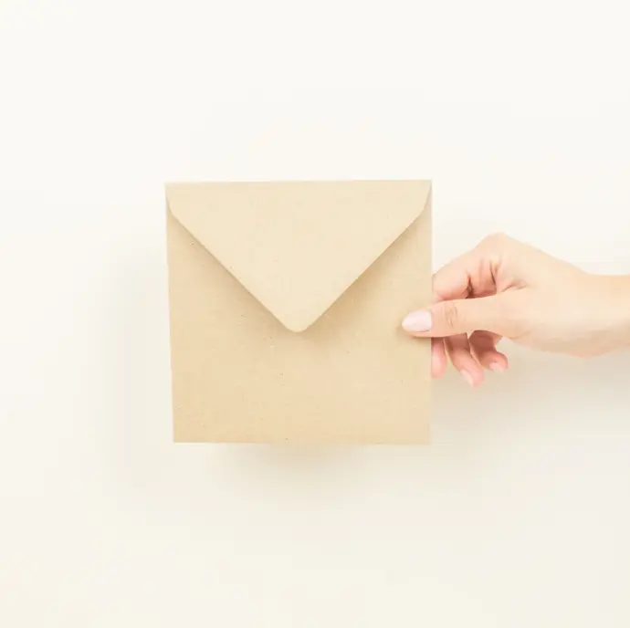 Enveloppe Kraft Carrée 15,5×15,5cm